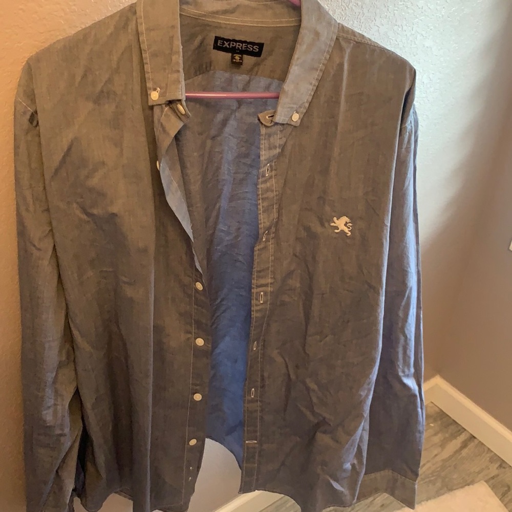 Men’s express dress shirt